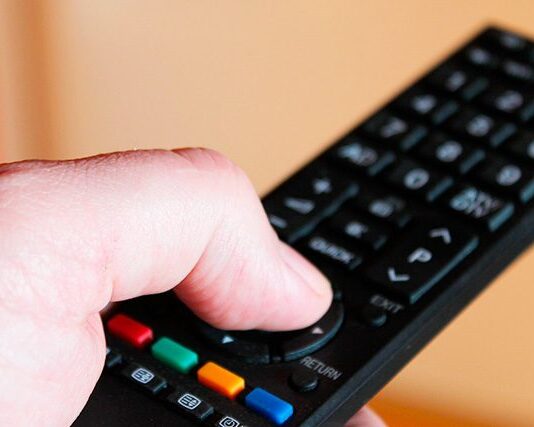 Telecomanda universală – Opțiuni universale la distanță