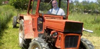 Tractoristul de la Politia Locala Ploiesti o ia pe aratura/„Si tacuisses, philosophus mansisses”