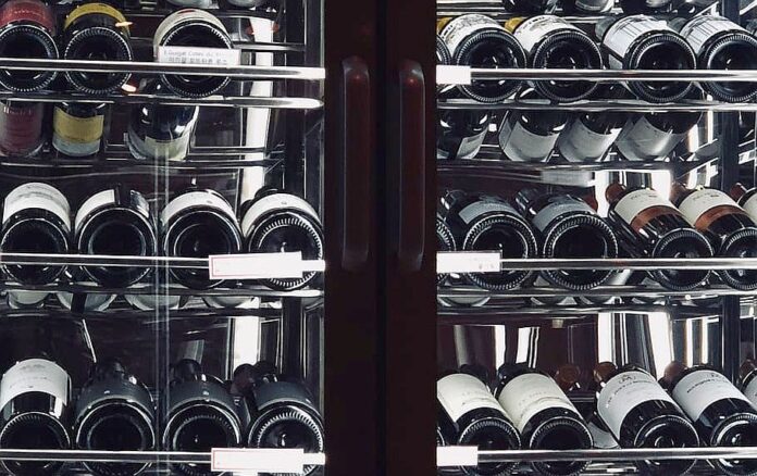 vitrina vinuri vitrina vinuri