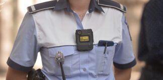 „POLIȚIȘTII MAI IEFTINI CA DOBITOACELE”