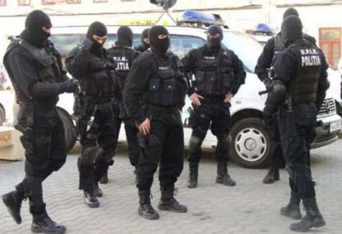 trupe-speciale-politie-stiri-pe-surse.jpg