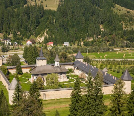 Mănăstirea Sucevița: Comoara spirituală din Bucovina Mănăstirea Sucevița