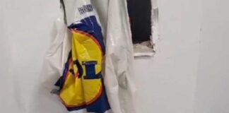 O pungă de supermarket este exact ce-ți trebuie atunci când ploaia de afară trece și prin camera de cămin a Academiei de Poliție. – Ziarul Incisiv de Prahova