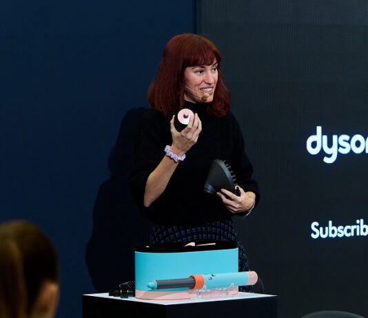 Inovație fără limite și demonstrații spectaculoase la evenimentul regional Dyson Next Gen Living din București