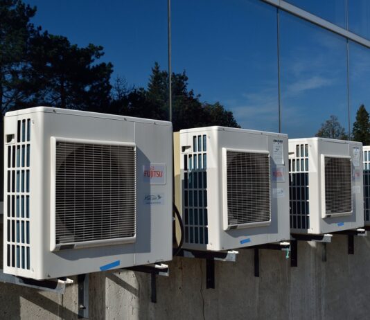 Aer conditionat tip multisplit: Confort personalizat si eficienta energetica