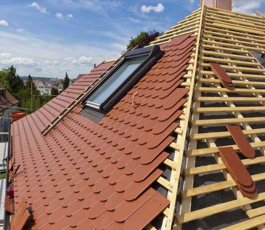 Ce trebuie sa verifici la un acoperis, in functie de materialul din care este construit?
