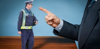 Este dezonorant pentru un șef de poliție să se păteze în jocurile murdare ale politicienilor – Ziarul Incisiv de Prahova