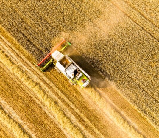 Întreținerea Utilajelor Agricole: Sfaturi și Trucuri