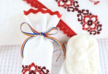 Primul meu trusou traditional l-am gasit online. Trusou traditional Atelierele Cris