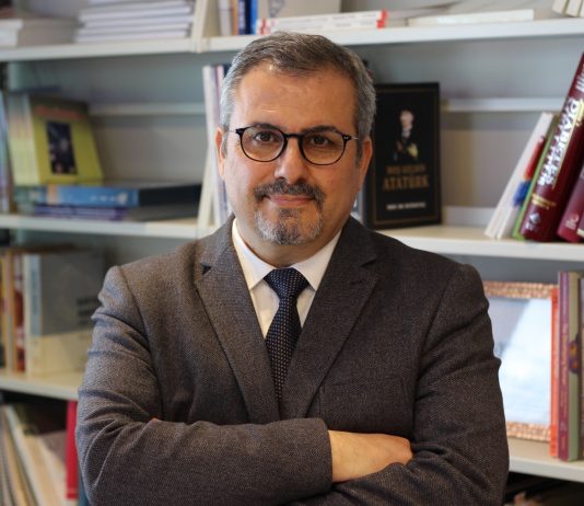 SIMEDICAL ROMÂNIA aduce în premieră în București expertiza mondială a prof. dr. Erdal Karaöz în medicina regenerativă