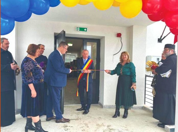 inaugurare-Scoala-Gageni-modernizata-comuna-Paulesti-.jpg