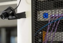 AXIS F2180-TE – Senzor termic discret ce monitorizează temperatura în patru zone diferite și trimite automat alerte